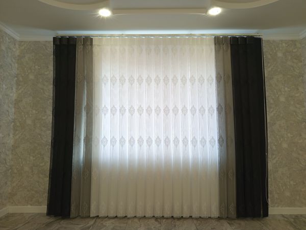 Jaluzele de tip perdea