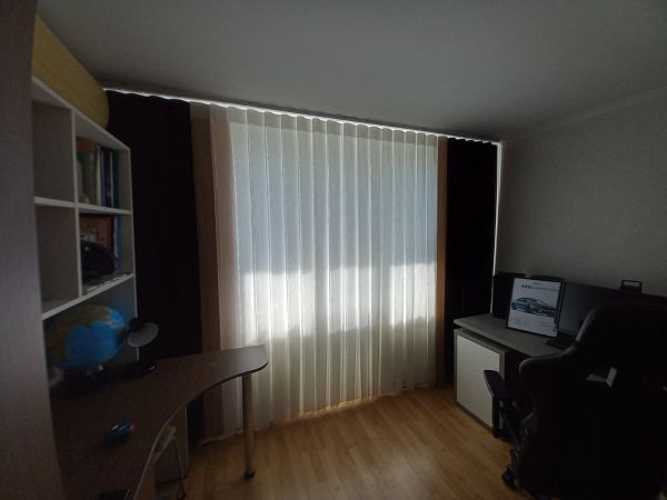 Jaluzele de tip perdea