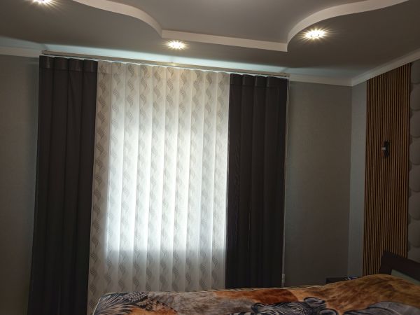 Jaluzele de tip perdea