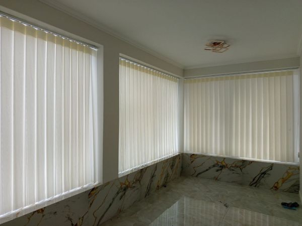 Jaluzele de tip perdea