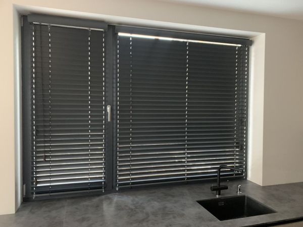 Горизонтальные жалюзи